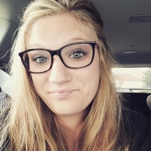 Meet your Posher, Mandy